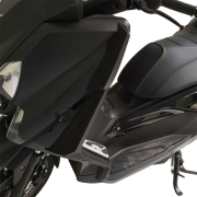 Bočne zaštite maske Yamaha X MAX 250 / 400 (14-17) GP KOMPOZIT