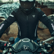 Jakna CLARKE SPORT crno bela XXL MODEKA