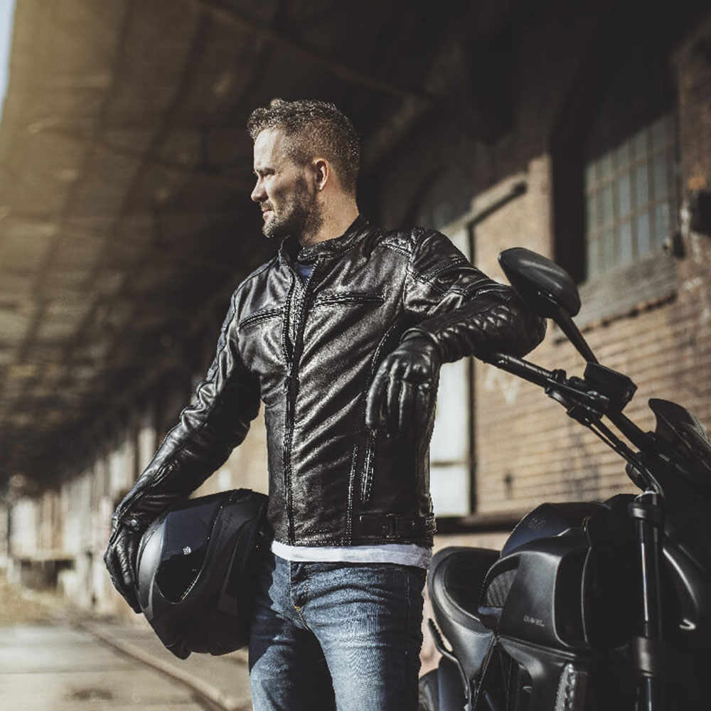 Jakna RUVEN crna kožna 56/ XXL MODEKA