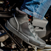 Patike polu duboke SKYLINE AIR vodootporne crne ELEVEIT 45