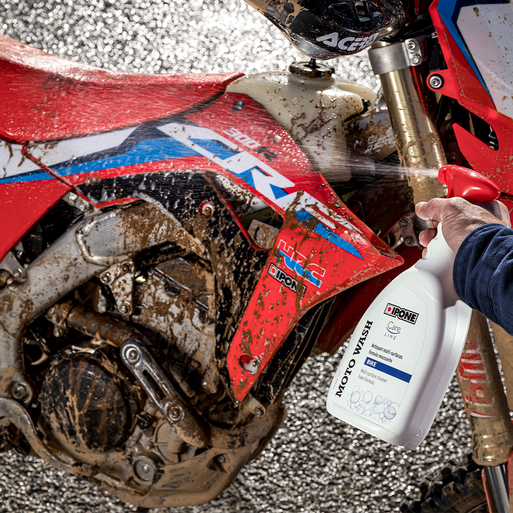 IPONE- sredstvo za pranje motora Kit moto wash 1L