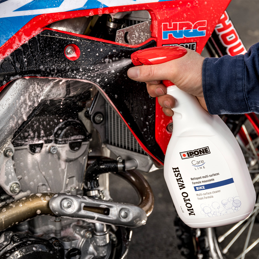 IPONE- sredstvo za pranje motora Kit moto wash 1L