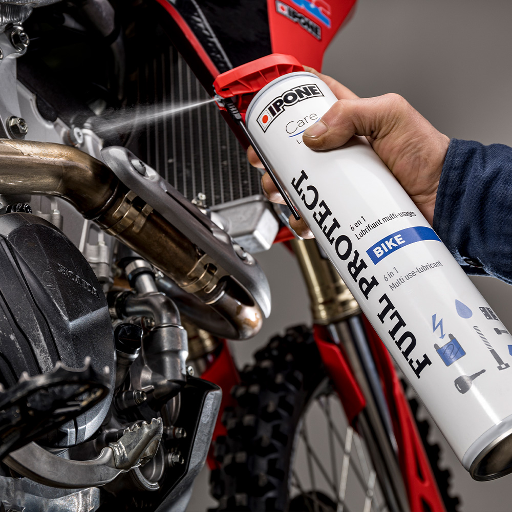 IPONE sprej za zaštitu metalnih i električnih delova Spray FULL PROTECT 750ml