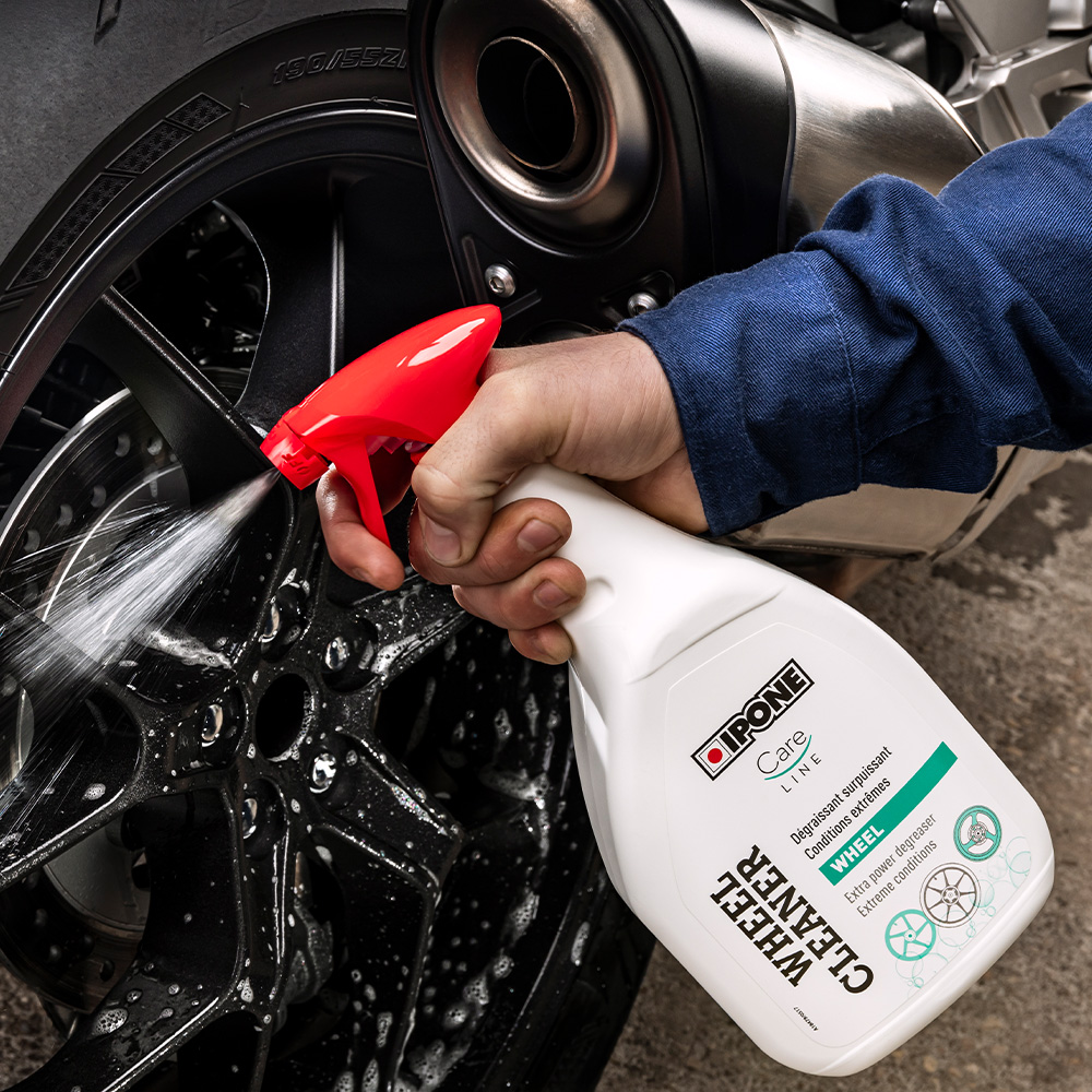 IPONE sredstvo za odmašćivanje točkova WHEEL CLEANER