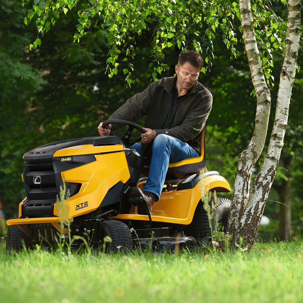 Traktor kosačica Cub Cadet XT2 PS107 - 107cm - 603cc V-TWIN Kawas - Hydrostatic - bočno izbacivanje