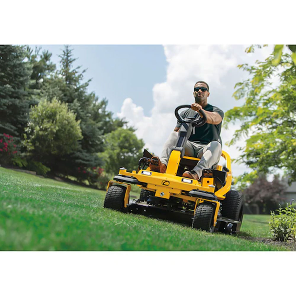 Zero Turn kosačica Cub Cadet XZ6 S127 - 127cm - 726cc V-TWIN Kawas - Dual Hydrostatic - sa volanom