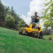 Zero Turn kosačica Cub Cadet XZ6 S127 - 127cm - 726cc V-TWIN Kawas - Dual Hydrostatic - sa volanom