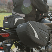 Bočne torbe / bisage GIVI EASY10 27/35L